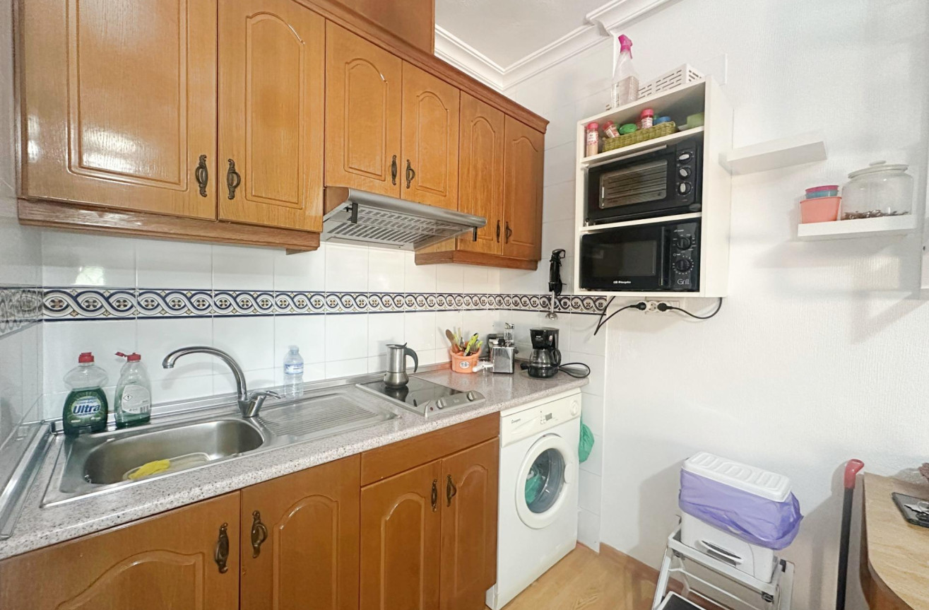 Odsprzedaż - Bungalow - Torrevieja - La Mata
