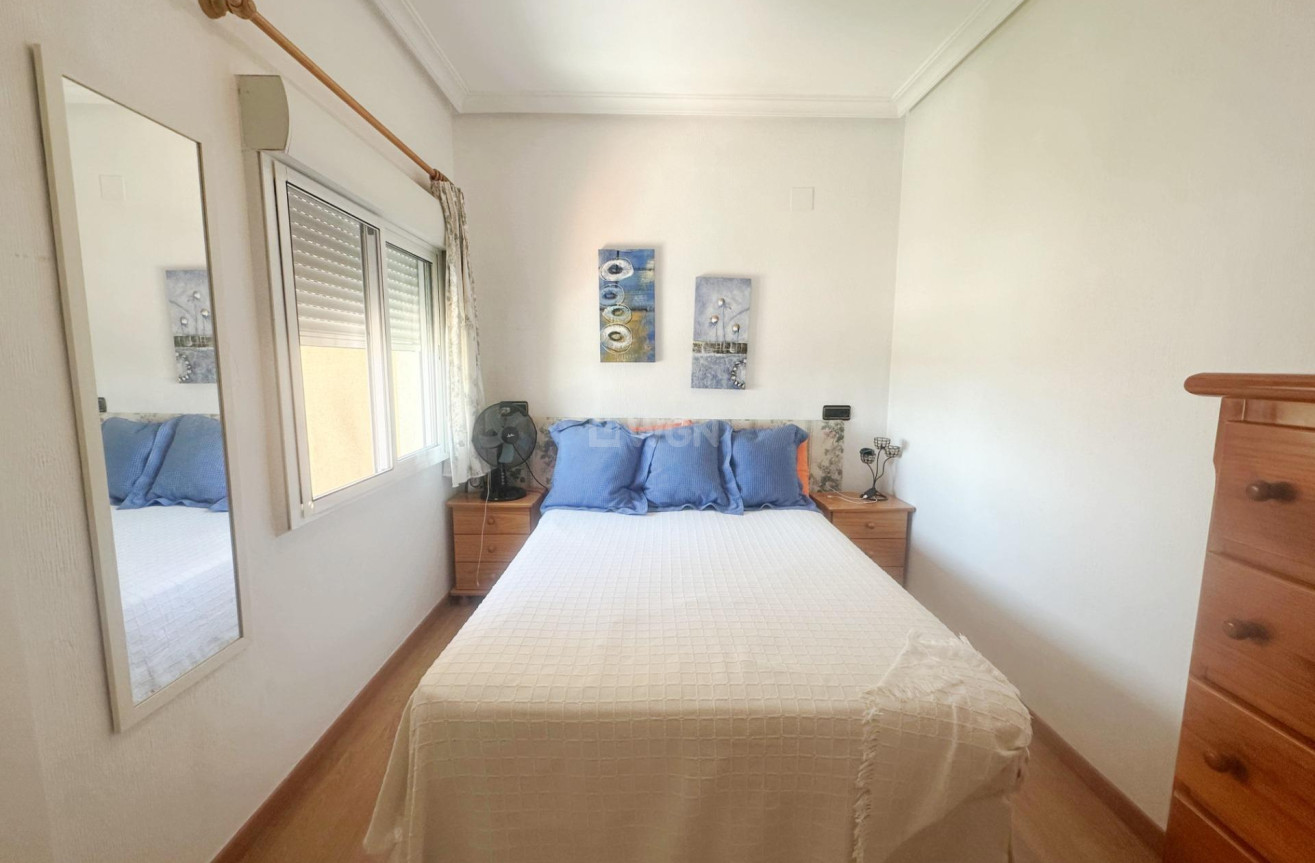 Odsprzedaż - Bungalow - Torrevieja - La Mata