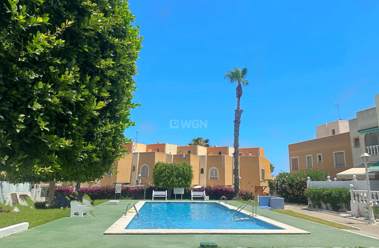 Odsprzedaż - Bungalow - Torrevieja - La Mata