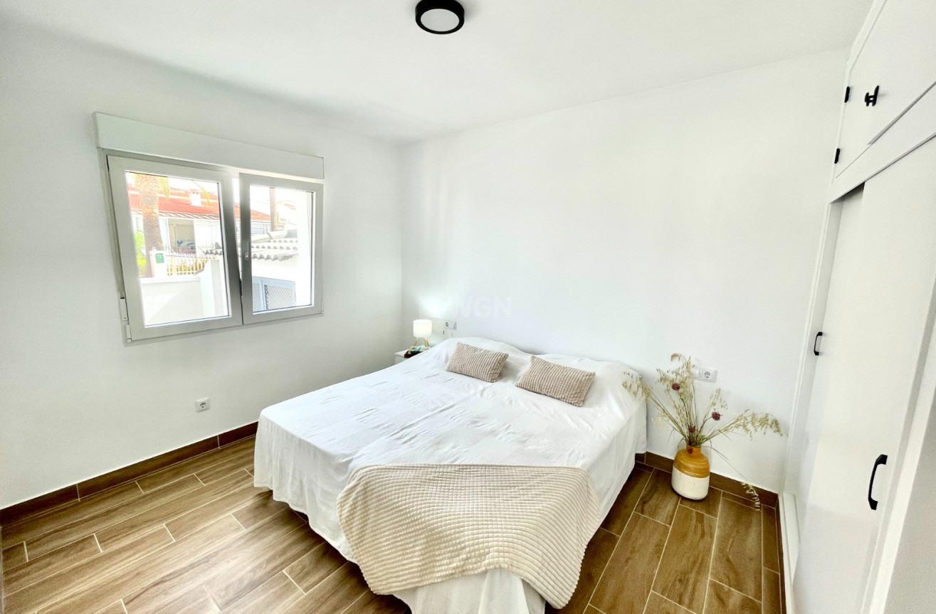 Odsprzedaż - Bungalow - Ciudad Quesada - Costa Blanca