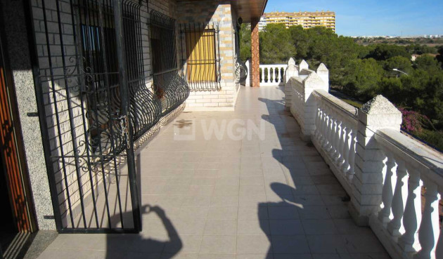 Odsprzedaż - Villa - Campoamor - Costa Blanca