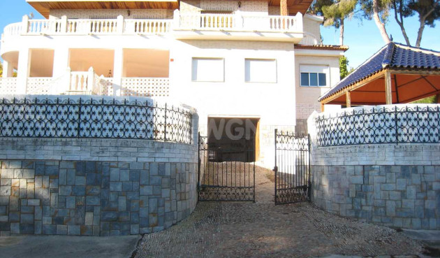Odsprzedaż - Villa - Campoamor - Costa Blanca
