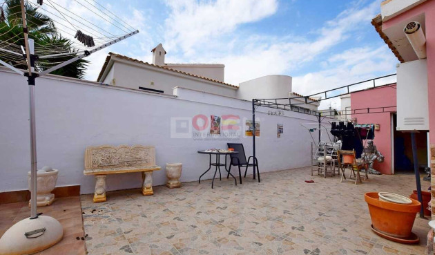Odsprzedaż - Villa - Cabo Roig - Costa Blanca