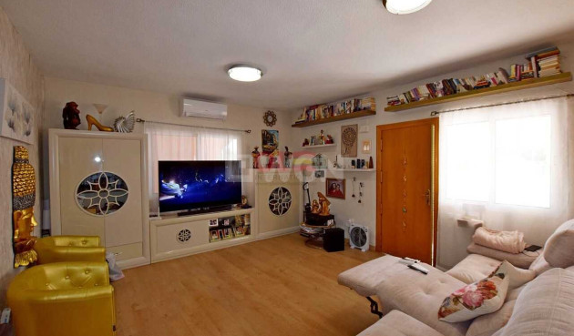 Odsprzedaż - Villa - Cabo Roig - Costa Blanca