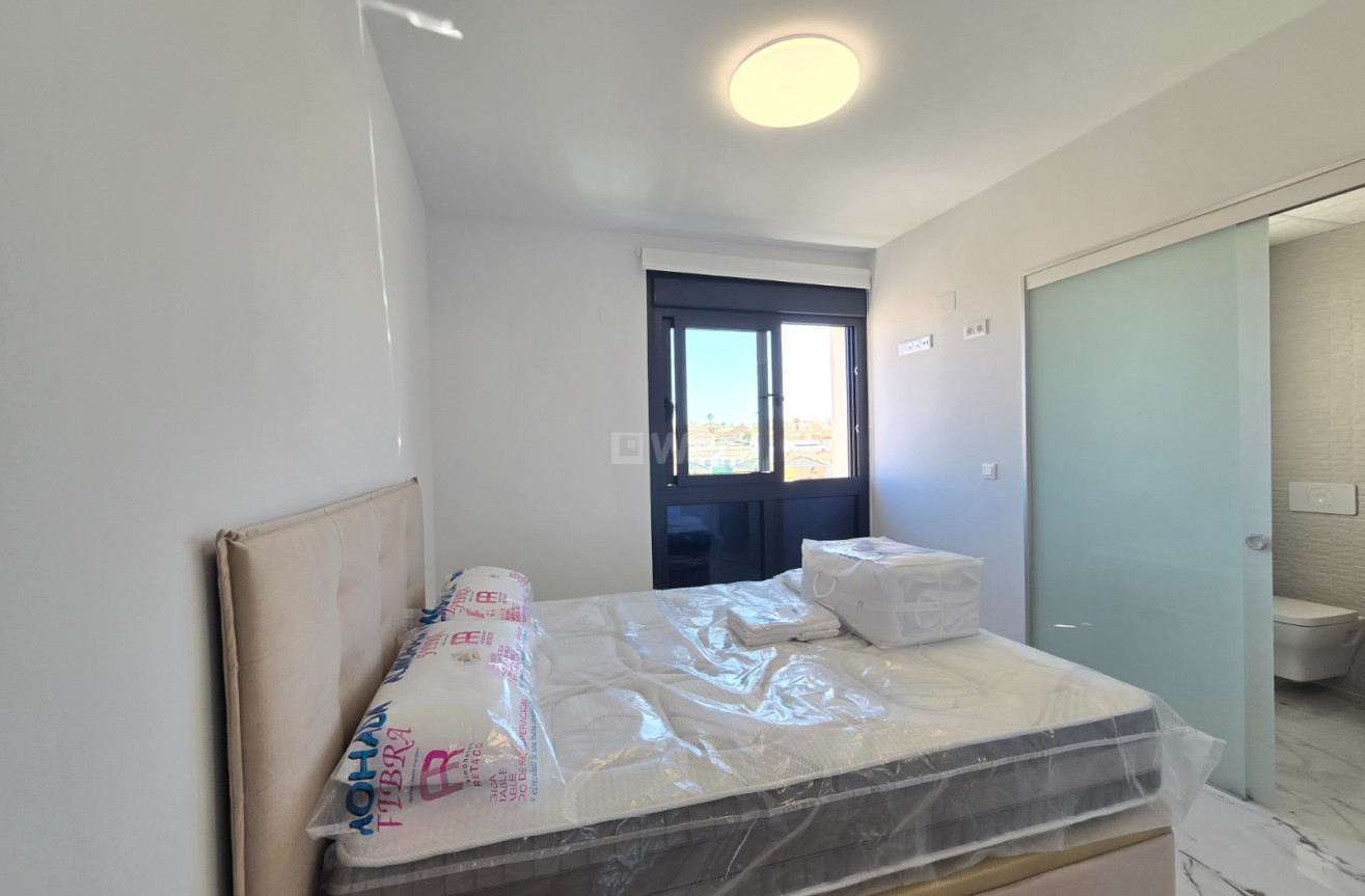 Odsprzedaż - Mieszkanie w bloku - Orihuela Costa - Costa Blanca