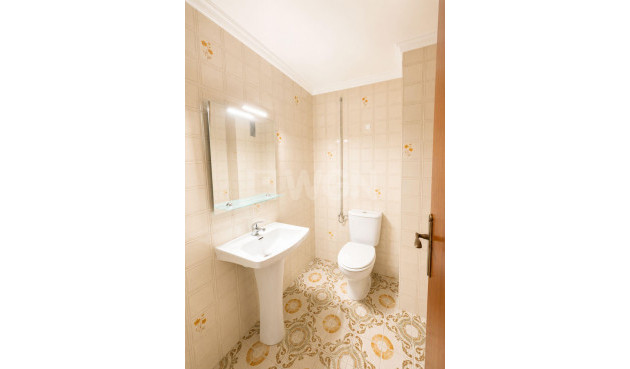 Reventa - Apartamento / piso - Torrevieja - Playa del Cura