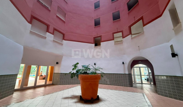 Resale - Apartment / flat - Torrevieja - Playa de los Locos