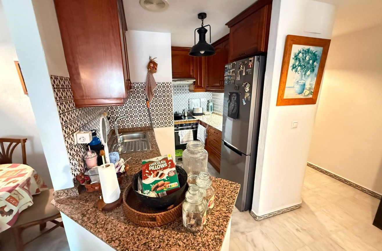 Resale - Apartment / flat - Torrevieja - Playa de los Locos