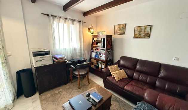 Resale - Apartment / flat - Torrevieja - Playa de los Locos