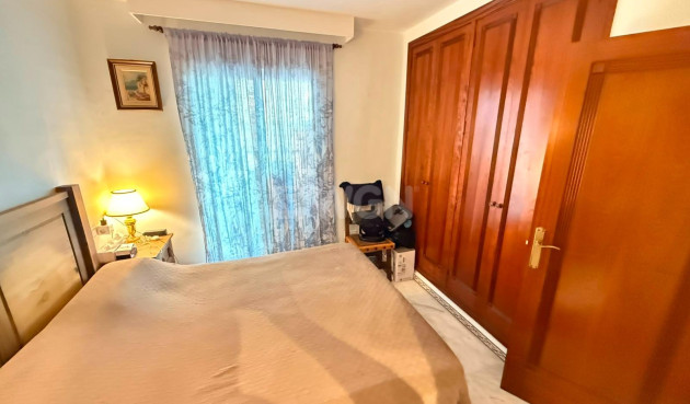 Resale - Apartment / flat - Torrevieja - Playa de los Locos