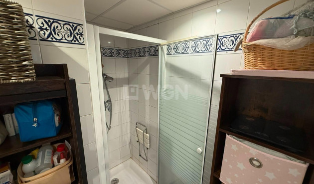 Resale - Apartment / flat - Torrevieja - Playa de los Locos