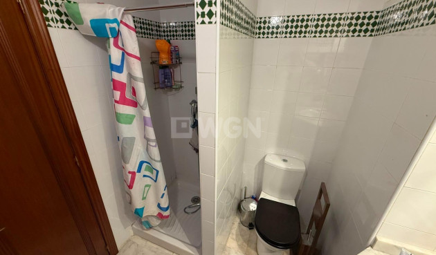Resale - Apartment / flat - Torrevieja - Playa de los Locos
