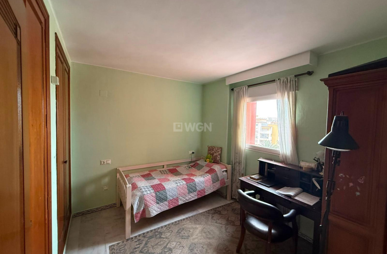 Resale - Apartment / flat - Torrevieja - Playa de los Locos