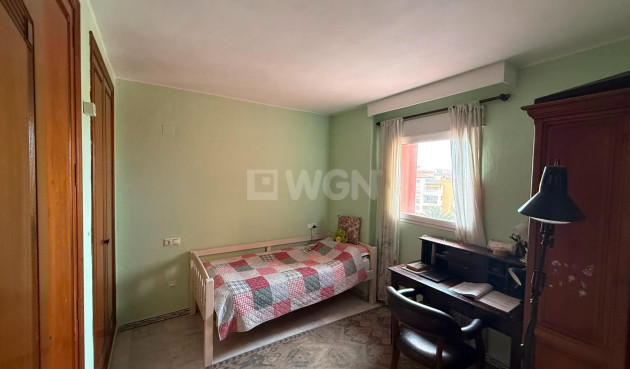 Resale - Apartment / flat - Torrevieja - Playa de los Locos