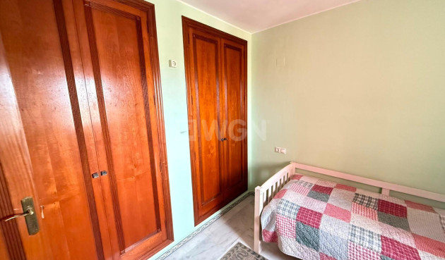 Resale - Apartment / flat - Torrevieja - Playa de los Locos