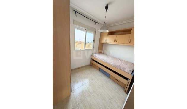 Odsprzedaż - Mieszkanie w bloku - Torrevieja - Centro