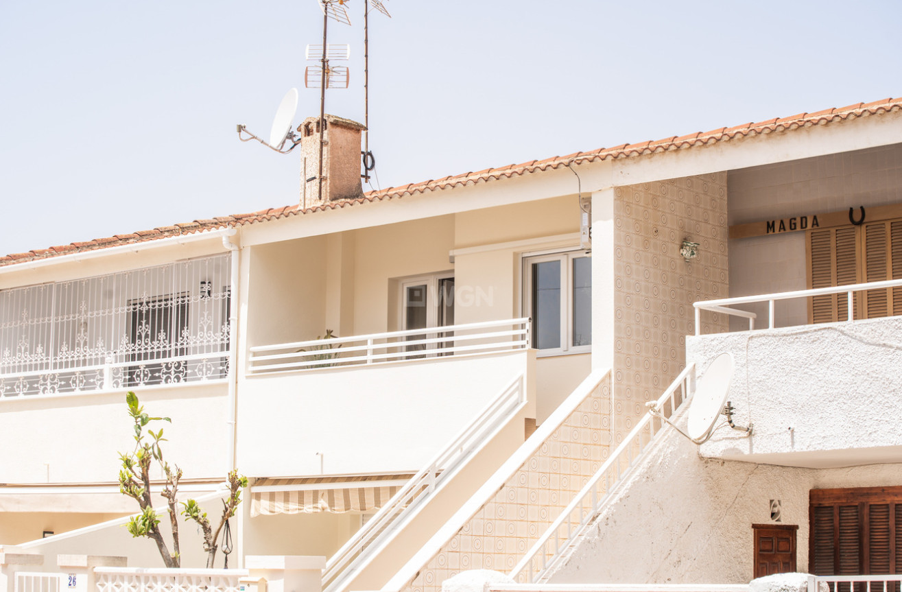 Odsprzedaż - Mieszkanie w bloku - Torrevieja - La Veleta