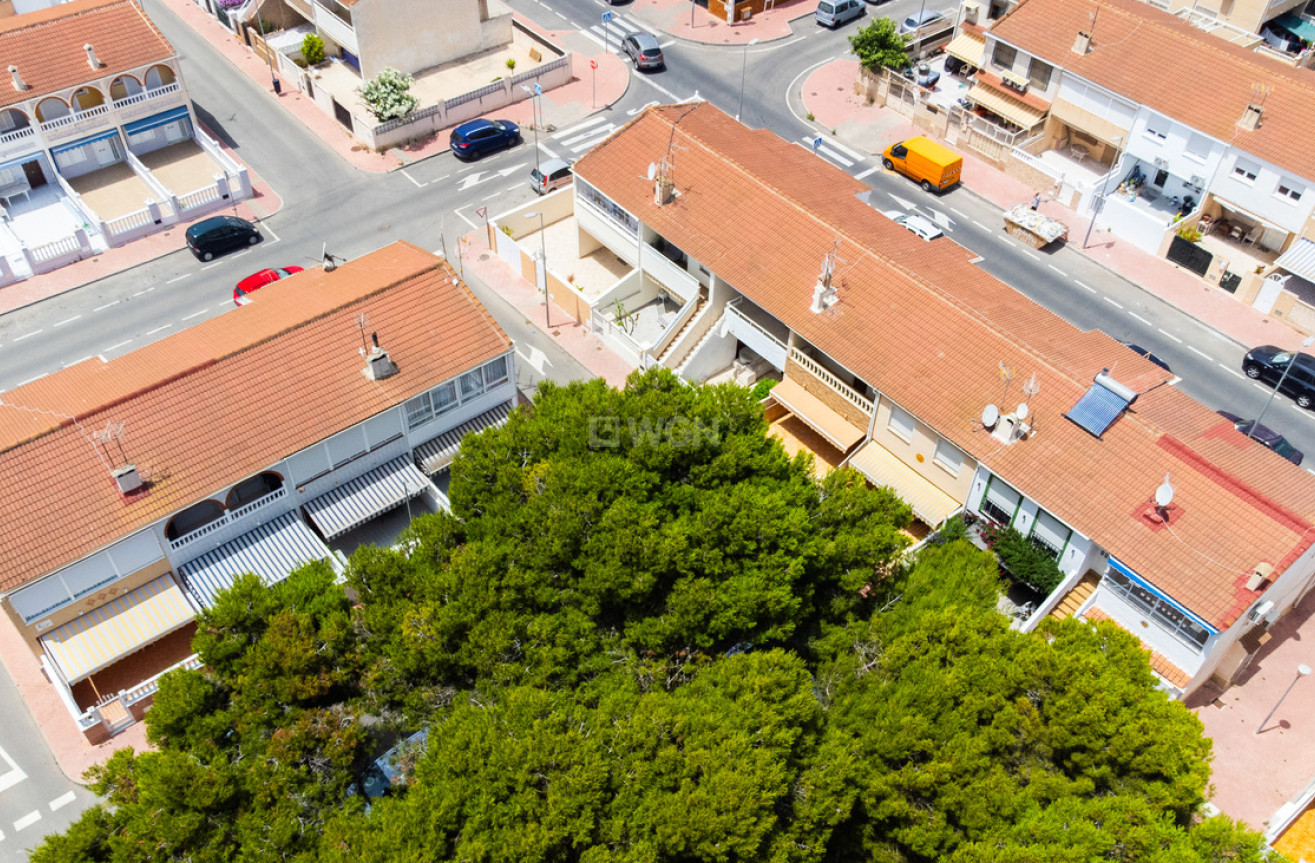 Odsprzedaż - Mieszkanie w bloku - Torrevieja - La Veleta