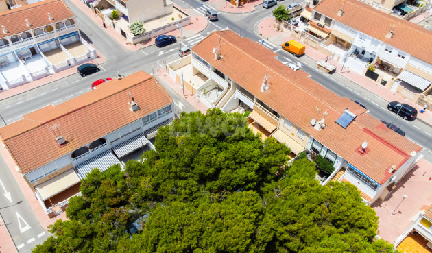 Odsprzedaż - Mieszkanie w bloku - Torrevieja - La Veleta
