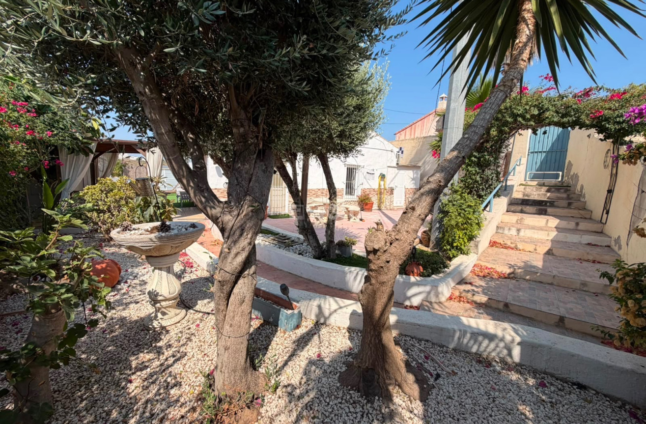 Wiederverkauf - Villa - Orihuela - Inland