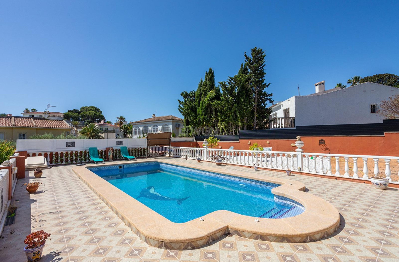 Odsprzedaż - Villa - Torrevieja - Los Balcones - Los Altos del Edén