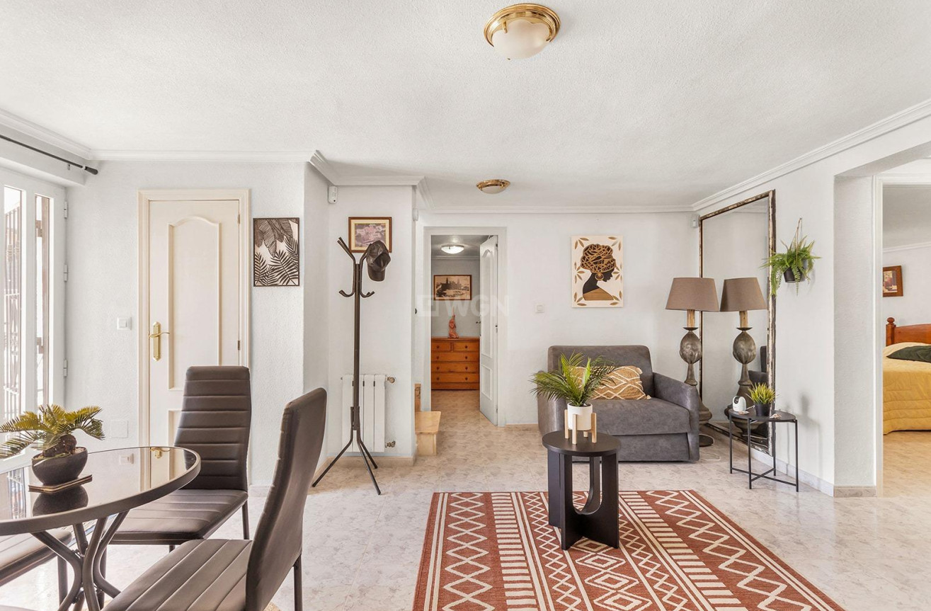 Odsprzedaż - Villa - Torrevieja - Los Balcones - Los Altos del Edén