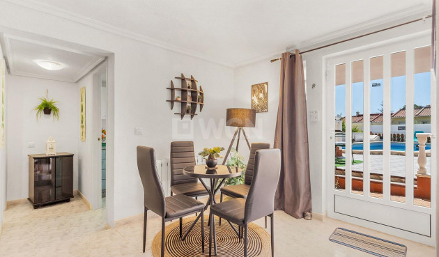 Odsprzedaż - Villa - Torrevieja - Los Balcones - Los Altos del Edén