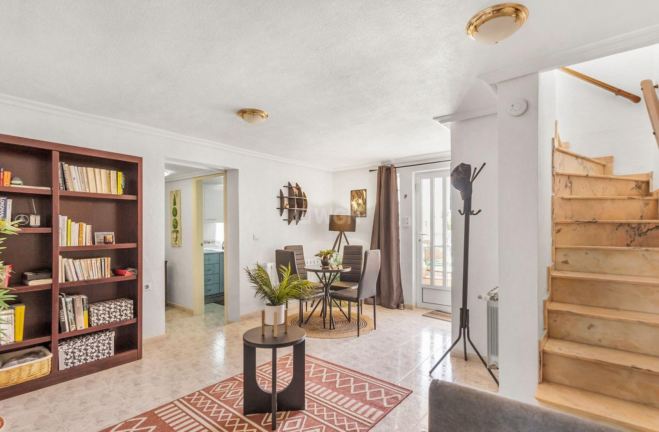 Odsprzedaż - Villa - Torrevieja - Los Balcones - Los Altos del Edén