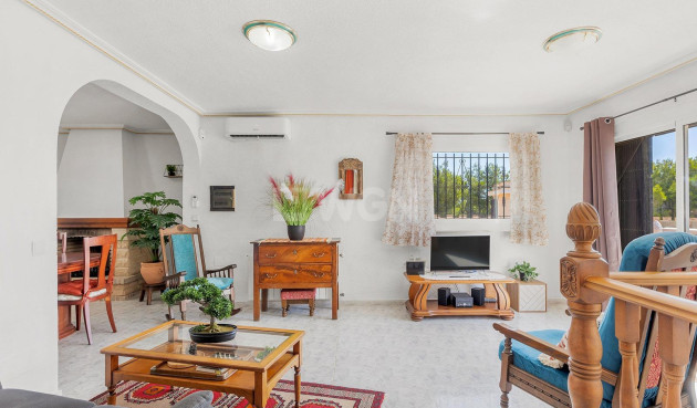 Odsprzedaż - Villa - Torrevieja - Los Balcones - Los Altos del Edén