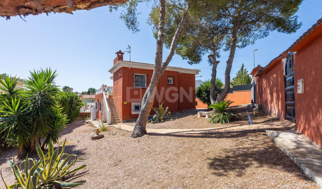 Odsprzedaż - Villa - Torrevieja - Los Balcones - Los Altos del Edén
