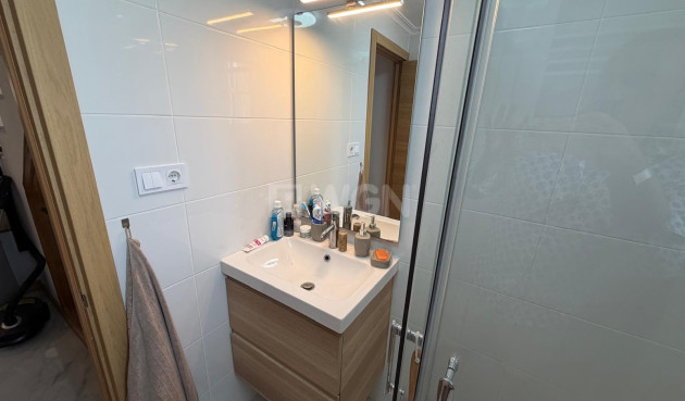 Resale - Bungalow - Torrevieja - Zona Los Frutales