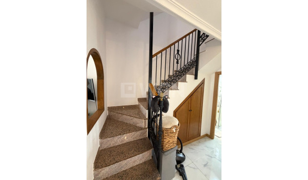 Resale - Bungalow - Torrevieja - Zona Los Frutales