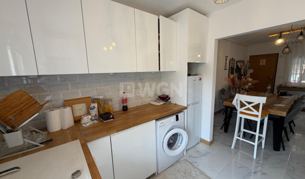 Resale - Bungalow - Torrevieja - Zona Los Frutales