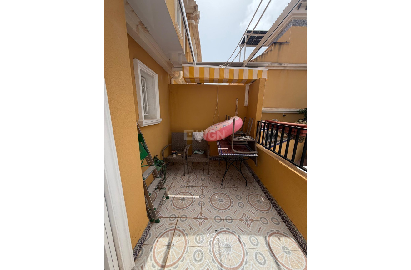 Resale - Bungalow - Torrevieja - Zona Los Frutales