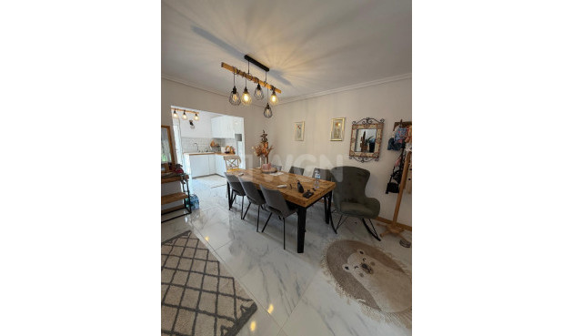 Resale - Bungalow - Torrevieja - Zona Los Frutales