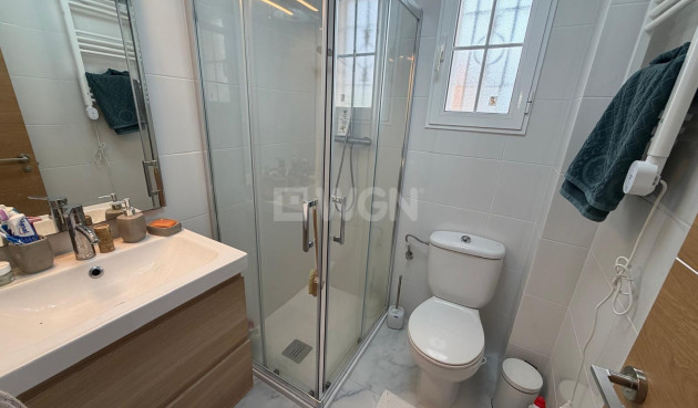 Resale - Bungalow - Torrevieja - Zona Los Frutales
