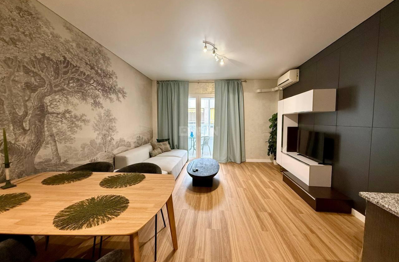 Odsprzedaż - Mieszkanie w bloku - Torrevieja - Habaneras