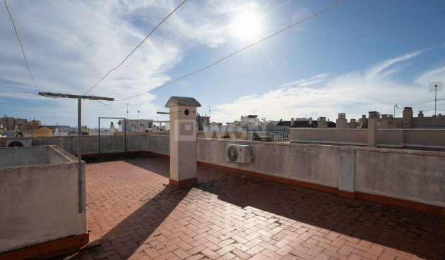 Odsprzedaż - Mieszkanie w bloku - Torrevieja - Habaneras