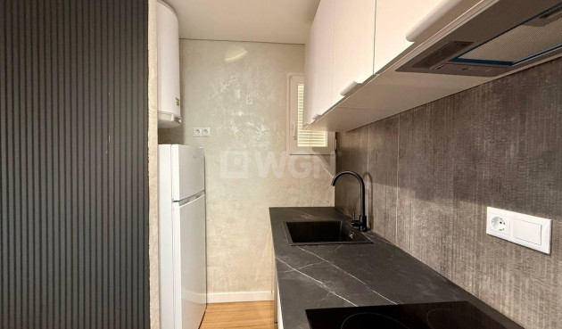 Odsprzedaż - Mieszkanie w bloku - Torrevieja - Acequion