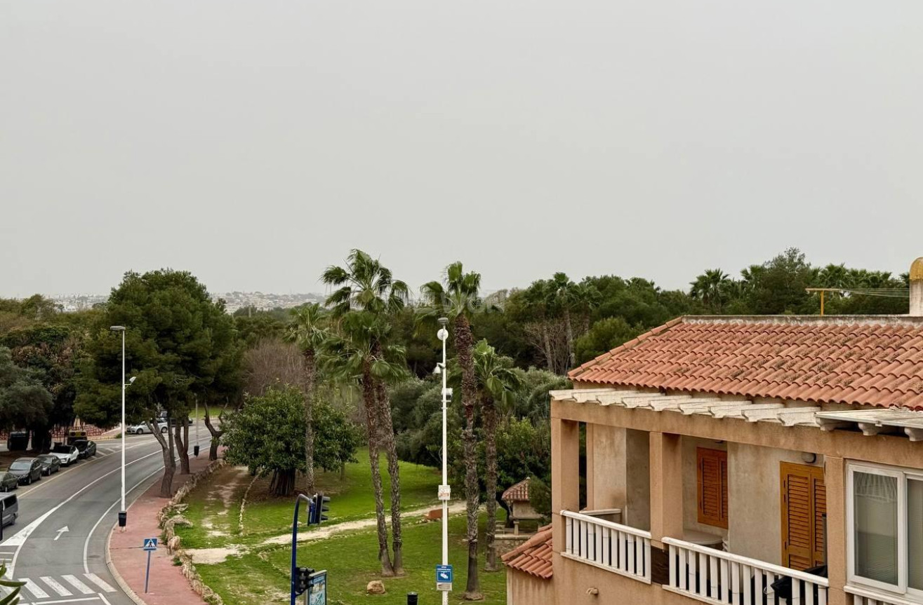 Odsprzedaż - Mieszkanie w bloku - Torrevieja - Acequion