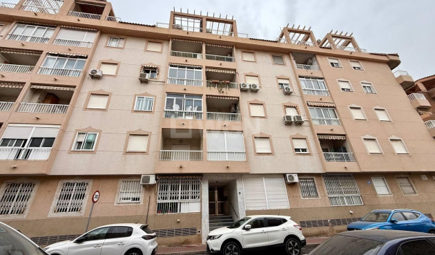 Odsprzedaż - Mieszkanie w bloku - Torrevieja - Acequion