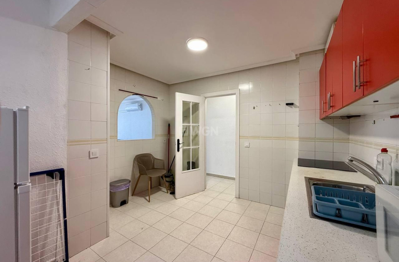 Wiederverkauf - Wohnung - Torrevieja - Acequion
