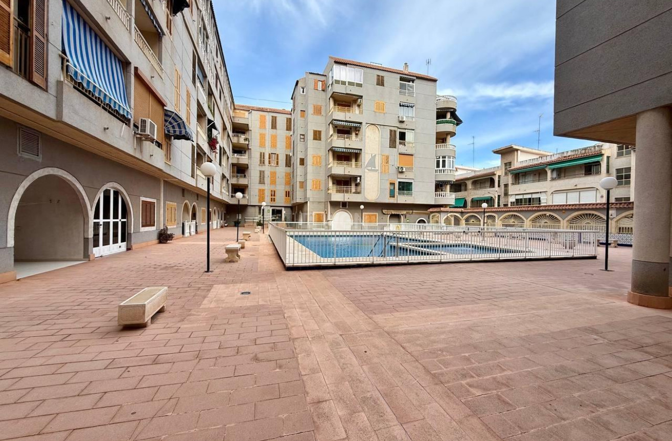 Wiederverkauf - Wohnung - Torrevieja - Acequion