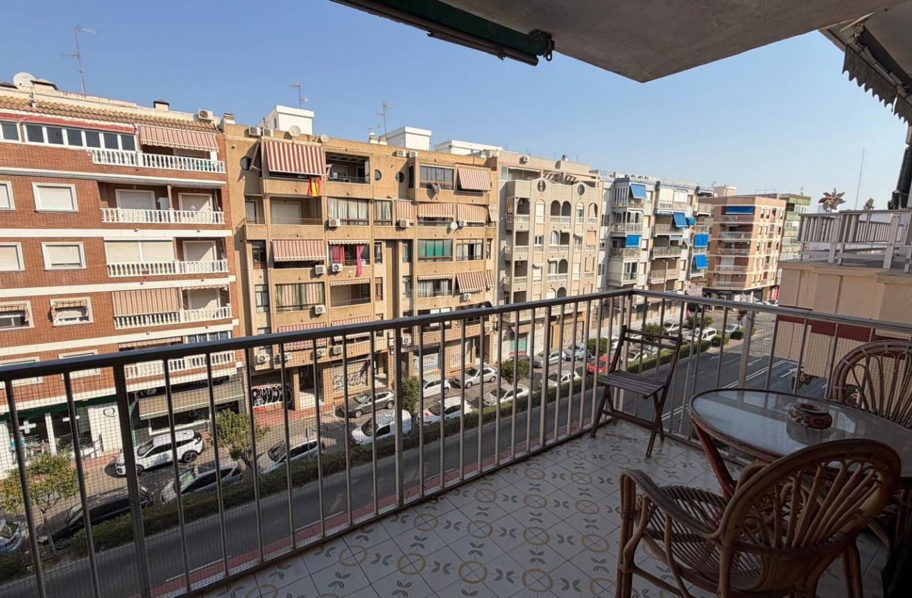 Wiederverkauf - Wohnung - Torrevieja - Acequion