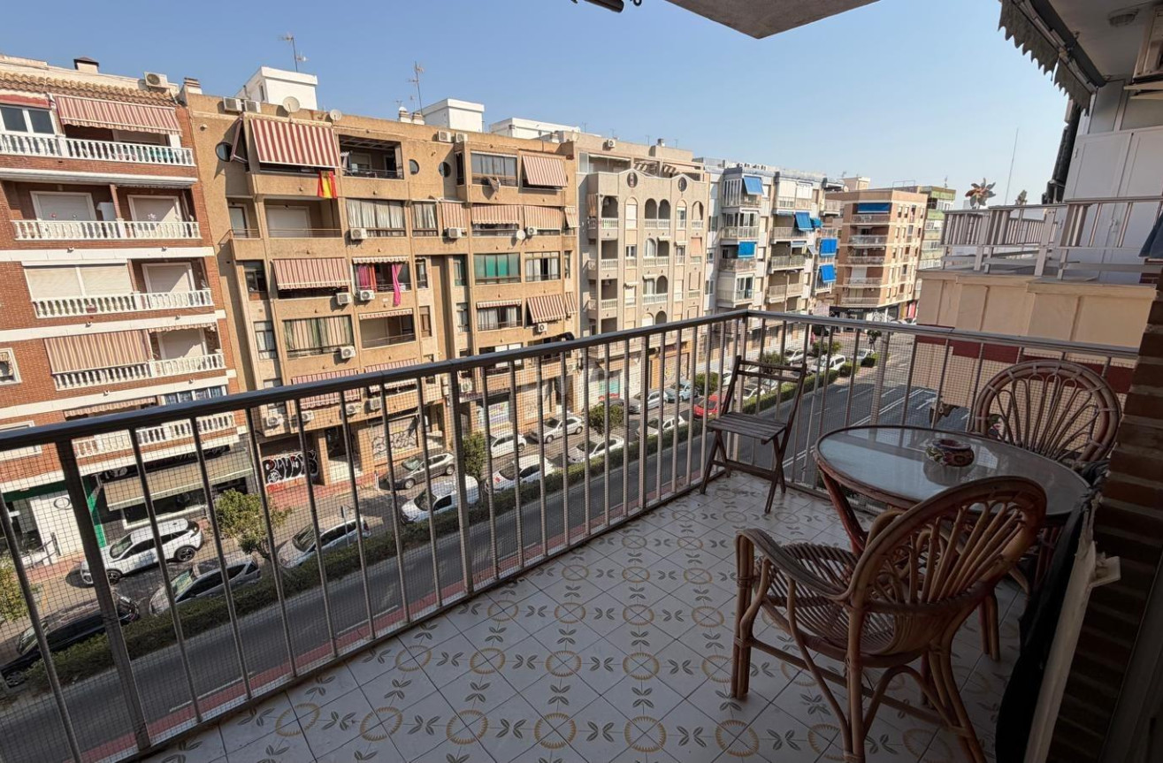 Wiederverkauf - Wohnung - Torrevieja - Acequion