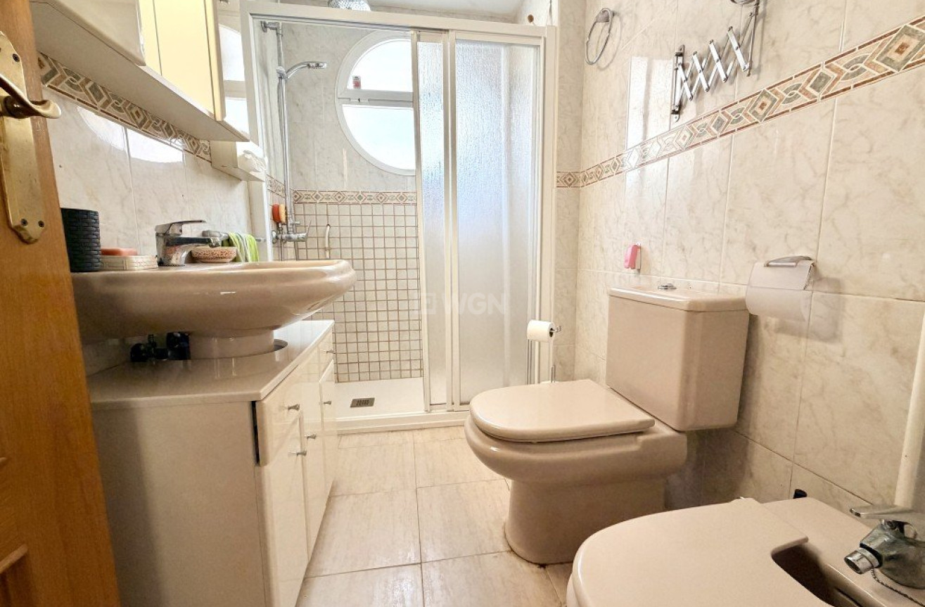 Odsprzedaż - Mieszkanie w bloku - Guardamar del Segura - Costa Blanca