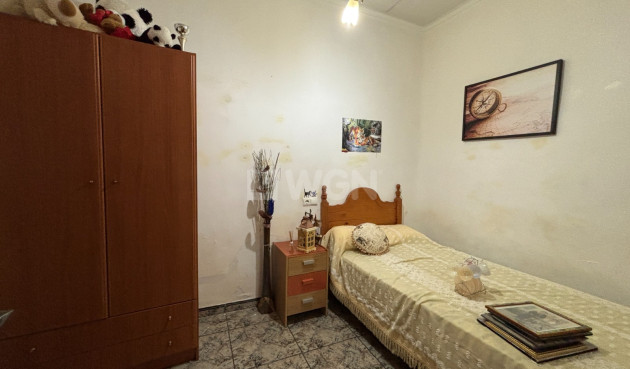 Odsprzedaż - Kamienica - Guardamar del Segura - Costa Blanca
