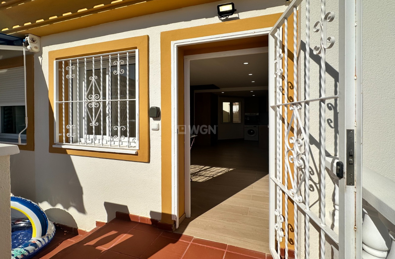 Resale - Apartment / flat - Orihuela Costa - Costa Blanca