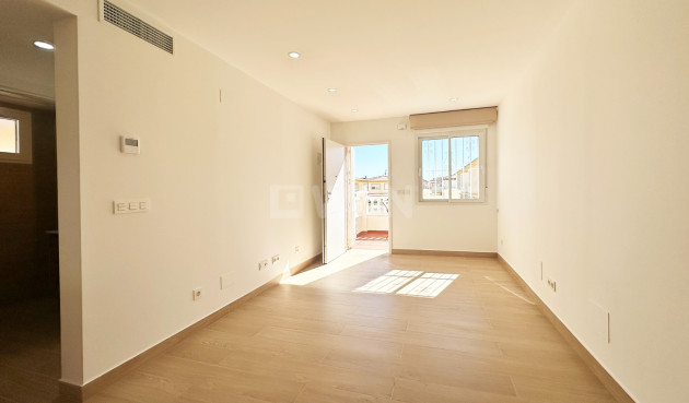Resale - Apartment / flat - Orihuela Costa - Costa Blanca