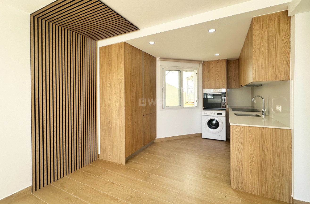 Resale - Apartment / flat - Orihuela Costa - Costa Blanca